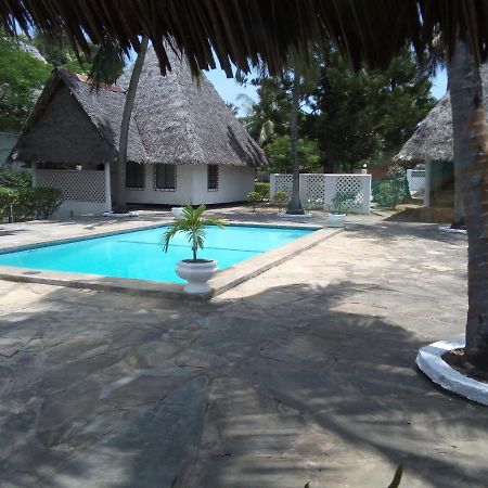 Glory Ocean Villas - Diani Диани-Бич Экстерьер фото