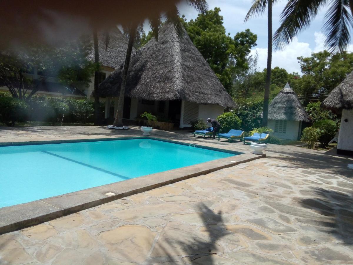 Glory Ocean Villas - Diani Диани-Бич Экстерьер фото