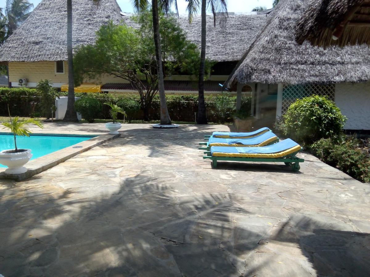 Glory Ocean Villas - Diani Диани-Бич Экстерьер фото