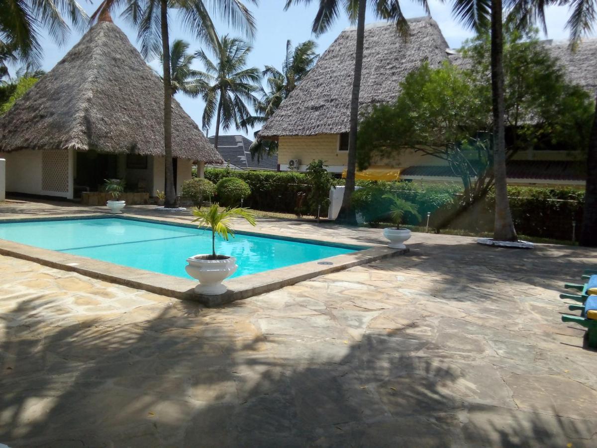 Glory Ocean Villas - Diani Диани-Бич Экстерьер фото