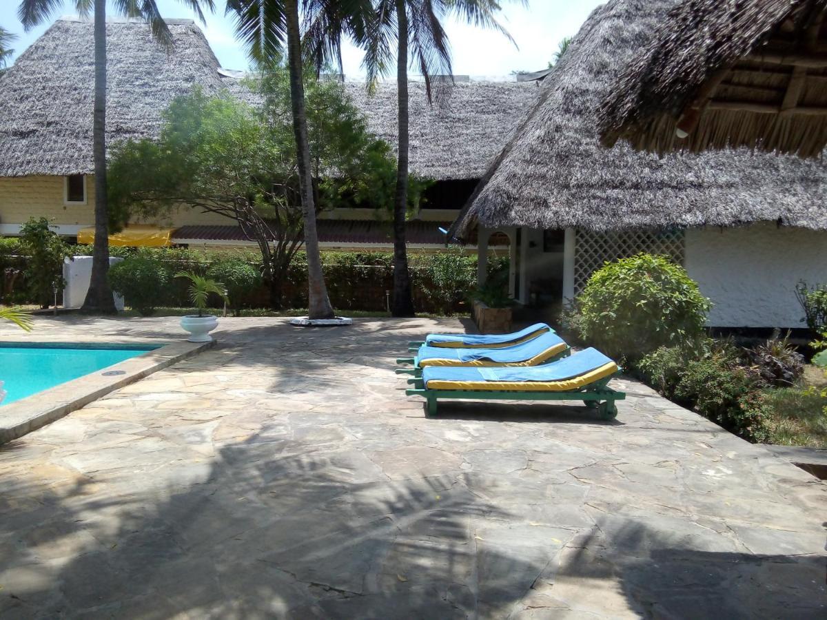 Glory Ocean Villas - Diani Диани-Бич Экстерьер фото